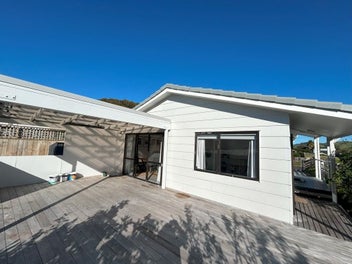 Image 1 of 20