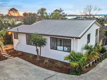 Top-Tier Two-Bed in Manly