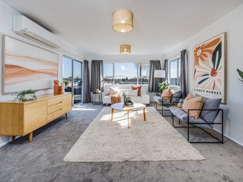 RENOVATED FREEHOLD WITH EXTRA UTILITY ROOMS!