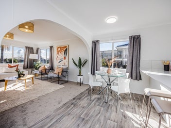 RENOVATED FREEHOLD WITH EXTRA UTILITY ROOMS!