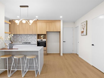 Botany Downs - Light-Filled Four-Bedroom Beauty