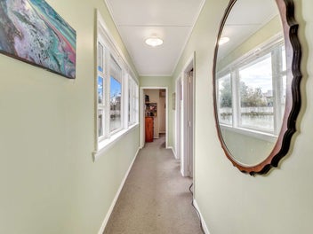 Cosy value on Goldings Line