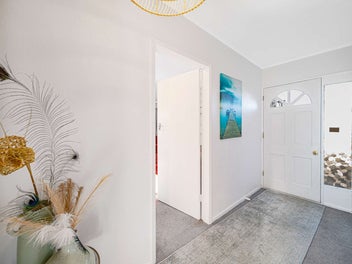 Welcome Home to Eden Street!