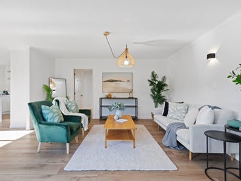 Renovated & Ready for Summer