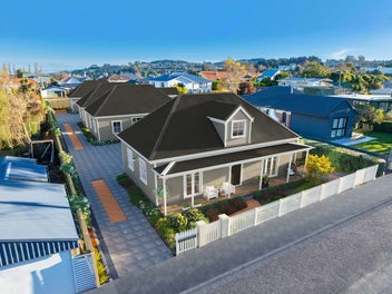 Heritage-style single-level living in Dunedin!