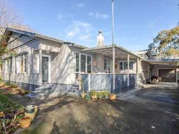 Serenity Awaits: Your Perfect Lifestyle Block