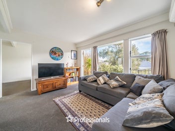 3 Bedrooms in the Heart of Petone!!