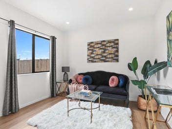 Bigger than it looks! - 4 Bedroom, 3 Bathrooms