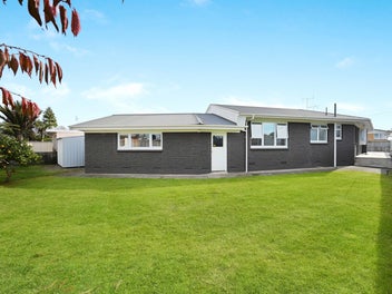 Perfect First Home or Investment