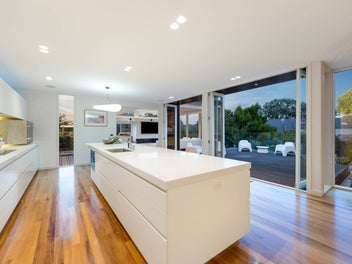 Grand Elegance on Arney – Timeless & Iconic