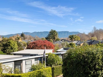 Make Coastal Dreams a Reality!!