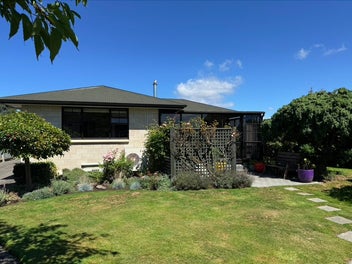Image 1 of 20