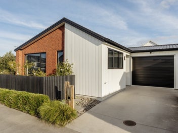 Easy Care Living In A Location You’ll Love!