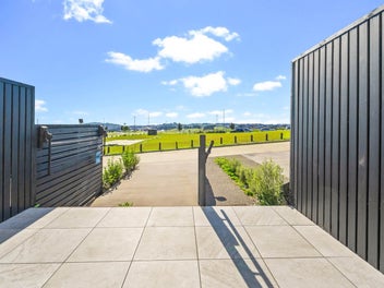 Freehold 3 Bedroom 2 Bathroom home with Views ...