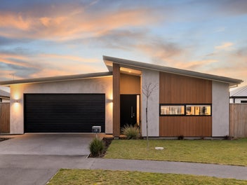 Modern Masterpiece with Wow Factor!