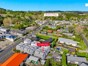 Sassy Matakana Villa