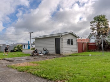 First Home in Friendly Feilding