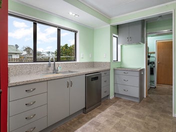 A Hidden Gem with Separate Guest Studio