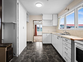 Opportunity Knocks in Onekawa