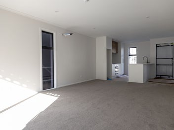 Parkside Perfection – Your New Avalon Home Awaits!