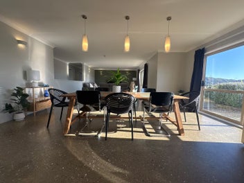 Stunning Family Home In Newlands!
