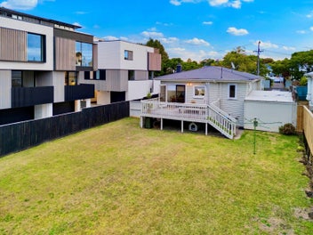Home, Land, North-facing and more on 673sqm