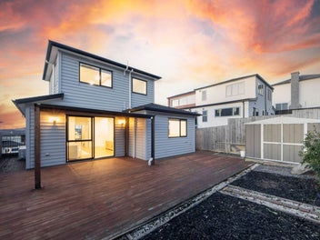 Pinnacle of Luxury Living with Stunning Views