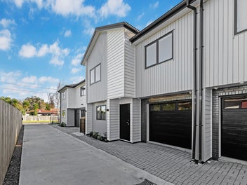 Freehold | Brand New | Ready to Move In!