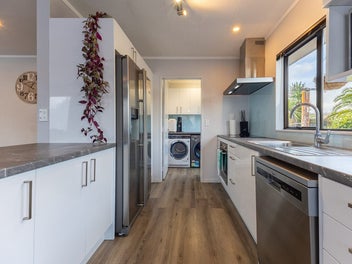 Smart Start or Forever Home,Freehold &Family-Ready