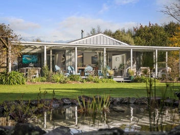 Private Oasis in Sought-After Orchard Road, Waihi