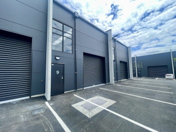 Image 1 of 6