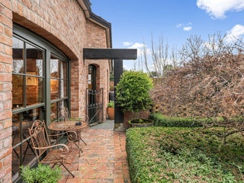 Architectural Elegance with a Contemporary Soul