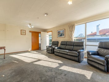 2nd time on the market and must be SOLD!