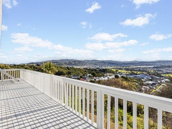 Sun, Views and Privacy
