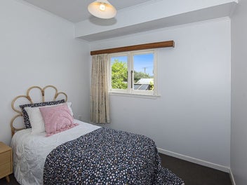 lifestyle 4 years newly house inner town Maunu