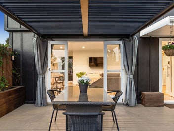 FULLY RENOVATED FAMILY HOME