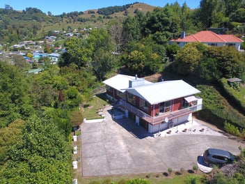 Family Living-Price Reduction-Vendor wants action