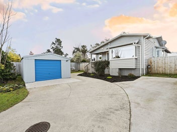 Location + Smart Upgrades – Must Be Sold!