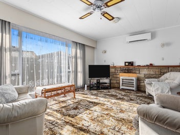 First Time On The Market In Jubilee
