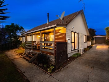 Smart Start or Forever Home,Freehold &Family-Ready