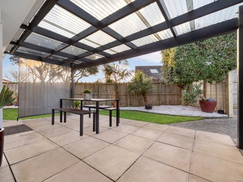 IMPECCABLE, Stylish, Single Level, Solid Sanctuary