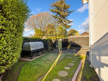 Peaceful, Private and Perfectly Positioned