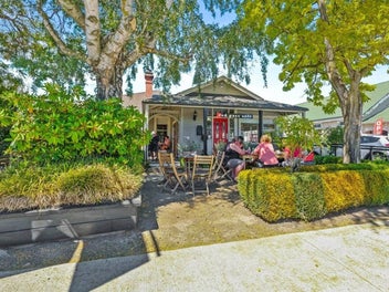 Image 1 of 25
