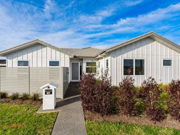 Forget the Wait – Contemporary Home Ready Now