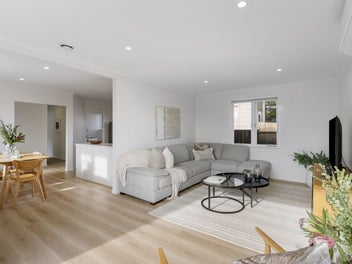 Asking Price $959,000