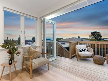 Asking Price $959,000