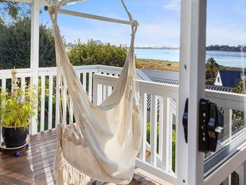 Cosy Charm with Estuary Views