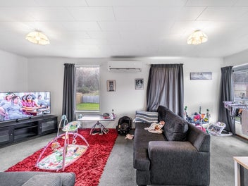 Solid Investment in Central Kew - Over 7% Return
