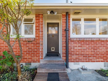 Last Week to View - Must Sell Next Week