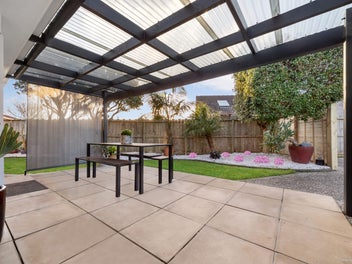 IMPECCABLE, Stylish, Single Level, Solid Sanctuary